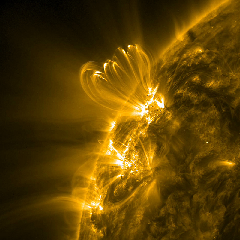 Illustration for article titled A Raging Solar Storm Is Hitting the Earth Right Now